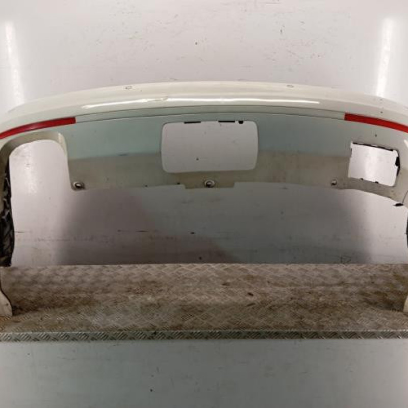 Pare choc arriere VOLKSWAGEN GOLF 6