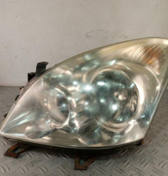 Optique avant principal gauche (feux)(phare) TOYOTA COROLLA VERSO 2 Photo n°1