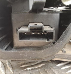 Feu arriere principal gauche (feux) CITROEN C4 CACTUS Photo n°4