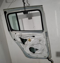 Porte arriere gauche RENAULT MODUS Photo n°3