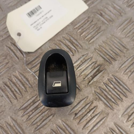 Interrupteur de leve vitre avant gauche PEUGEOT 1007 Photo n°1