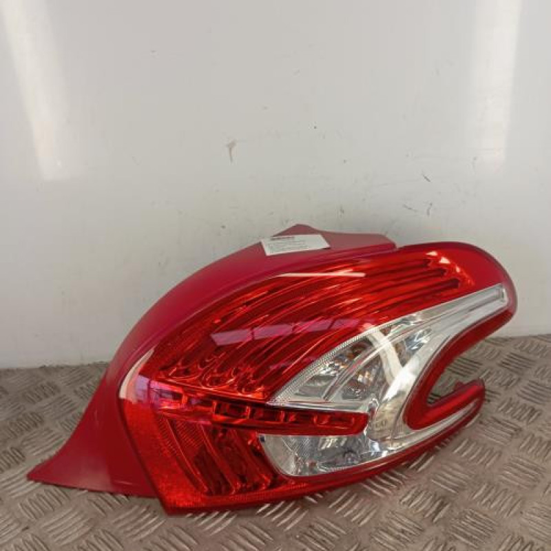 Feu arriere principal droit (feux) PEUGEOT 208 1