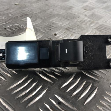 Interrupteur de leve vitre arriere droit HYUNDAI TUCSON 2 Photo n°1