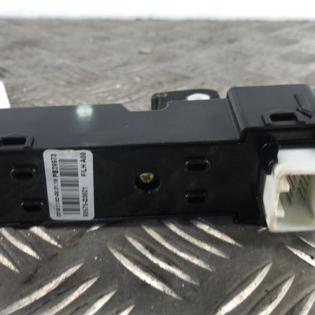 Interrupteur de leve vitre avant droit HYUNDAI TUCSON 2