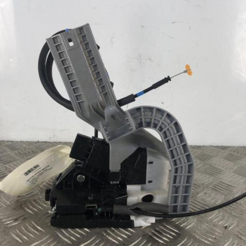 Serrure arriere gauche HYUNDAI TUCSON 2