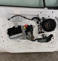 Porte avant gauche PEUGEOT 207 Photo n°6