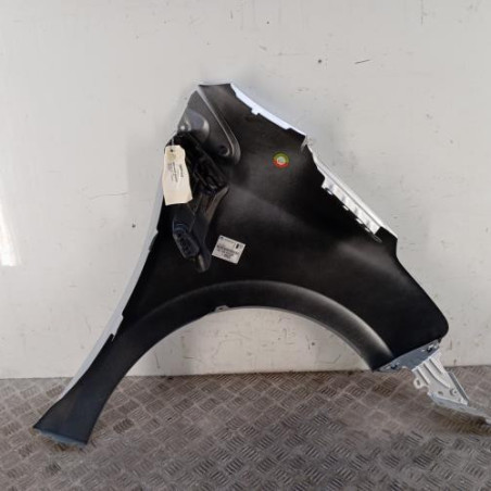 Aile avant gauche PEUGEOT 208 1