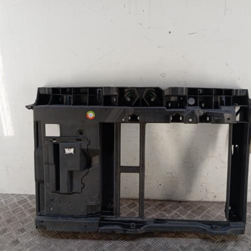 Face avant PEUGEOT 208 1