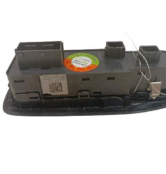 Interrupteur de leve vitre avant gauche PEUGEOT 2008 1