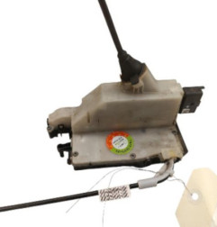 Serrure avant droit PEUGEOT 2008 1