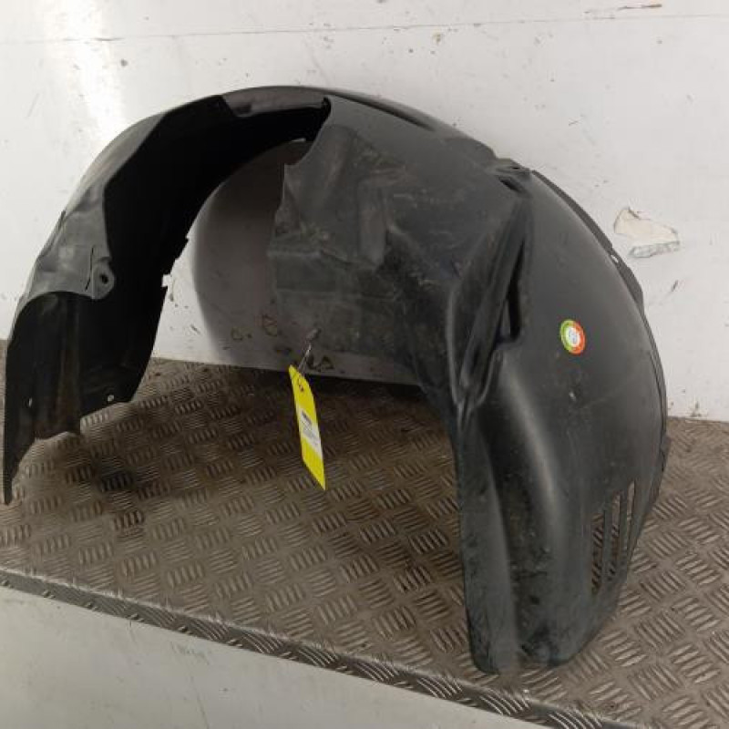 Pare boue avant gauche FORD FIESTA 6