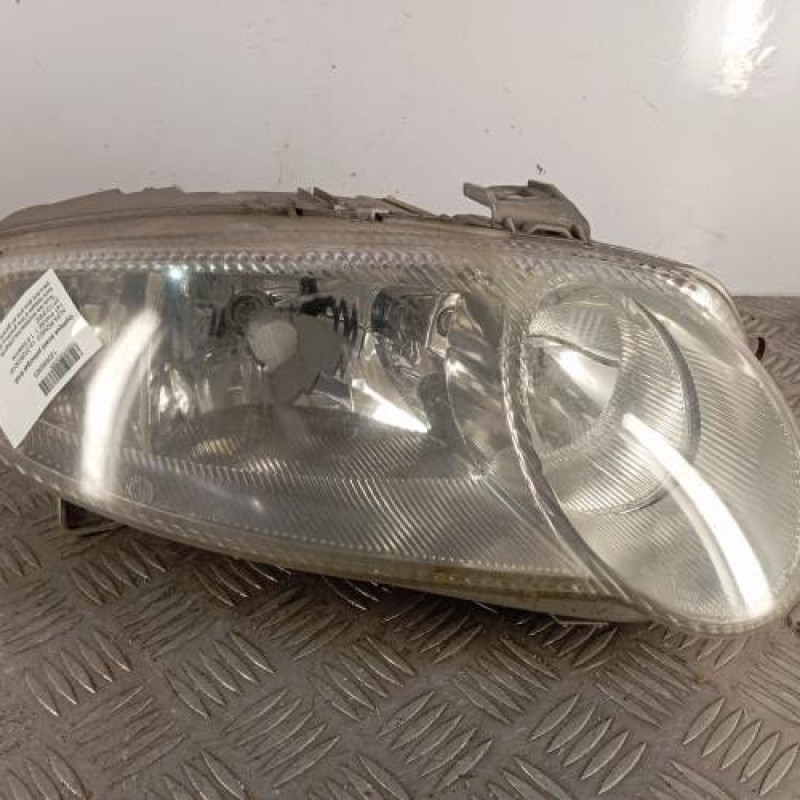 Optique avant principal droit (feux)(phare) ALFA ROMEO 147