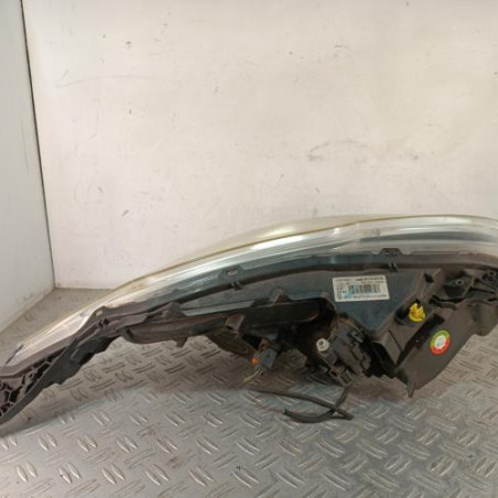 Optique avant principal gauche (feux)(phare) PEUGEOT 208 1