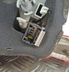 Feu arriere principal gauche (feux) PEUGEOT 308 2 SW Photo n°4