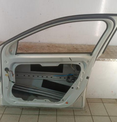 Porte avant droit MERCEDES CLASSE A 176