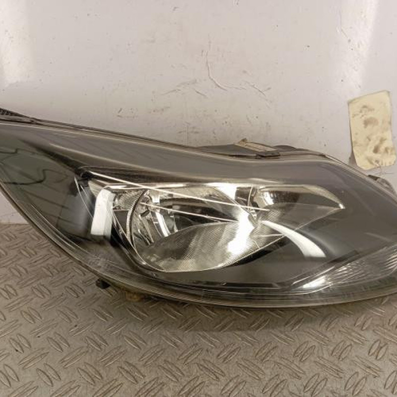 Optique avant principal droit (feux)(phare) FORD FOCUS 3