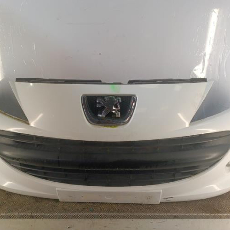 Pare choc avant PEUGEOT 207
