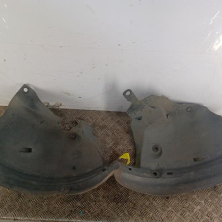 Pare boue avant droit RENAULT CLIO 3