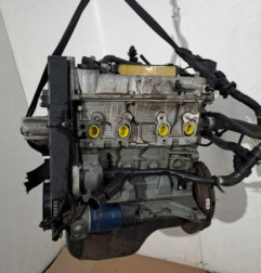 Moteur FIAT PUNTO 3 Photo n°1