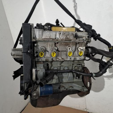 Moteur FIAT PUNTO 3 Photo n°1