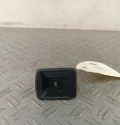 Interrupteur de leve vitre avant droit FIAT TALENTO Photo n°1