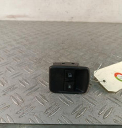 Interrupteur de leve vitre avant gauche FIAT TALENTO Photo n°1