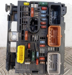 Boitier servitude moteur (BSM) CITROEN BERLINGO 2 Photo n°1