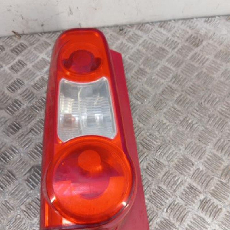 Feu arriere principal gauche (feux) CITROEN BERLINGO 2