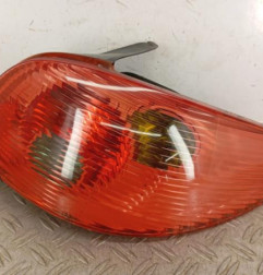 Feu arriere principal droit (feux) PEUGEOT 206 Photo n°1