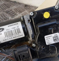 Moteur essuie glace avant gauche FORD TOURNEO CONNECT 2 Photo n°4