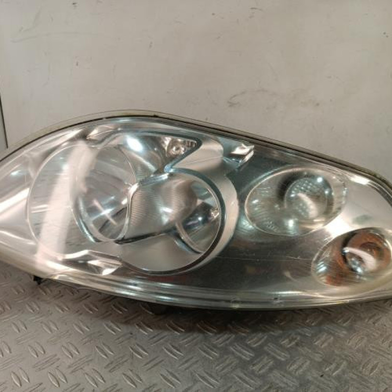 Optique avant principal droit (feux)(phare) RENAULT MASTER 3