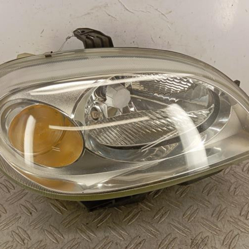 Optique avant principal droit (feux)(phare) CITROEN SAXO