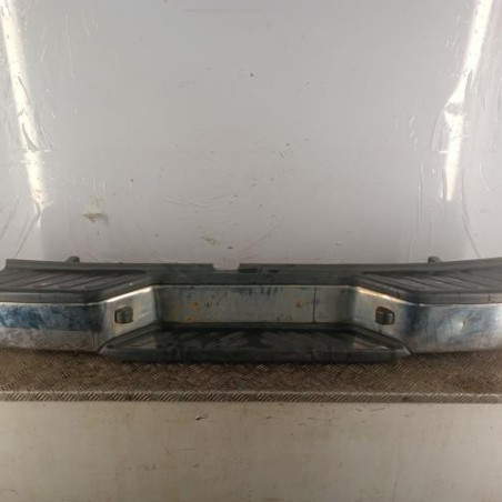 Pare choc arriere NISSAN NAVARA 1 Photo n°1