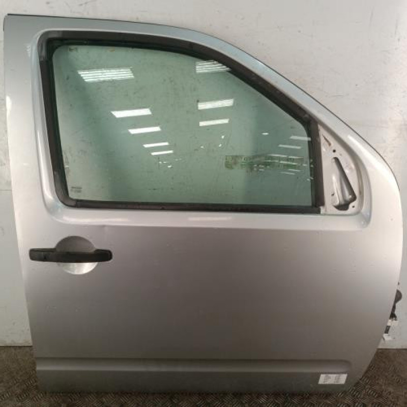 Porte avant droit NISSAN NAVARA 1
