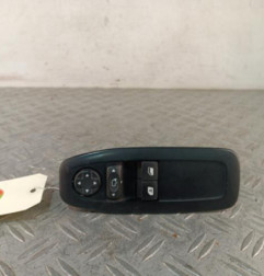 Interrupteur de leve vitre avant gauche PEUGEOT 208 1 Photo n°1