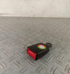 Attache ceinture avant droit MERCEDES VITO 639
