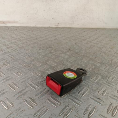 Attache ceinture avant droit MERCEDES VITO 639