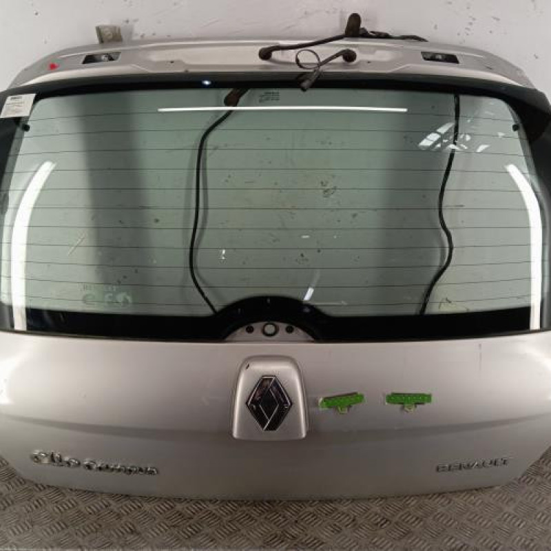 Malle/Hayon arriere RENAULT CLIO 2
