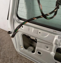 Malle/Hayon arriere RENAULT CLIO 2 Photo n°7