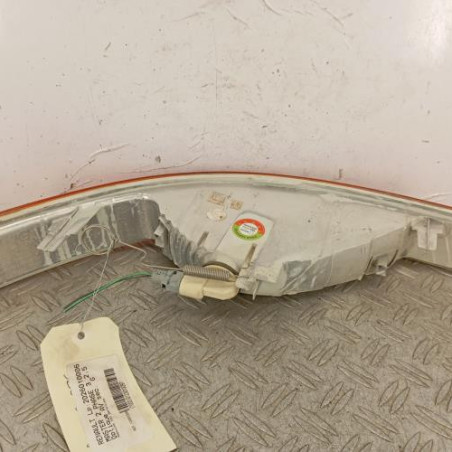 Optique avant secondaire gauche (feux)(clignotant) RENAULT MASTER 2