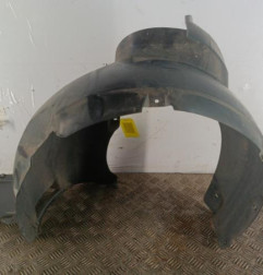 Pare boue avant gauche VOLKSWAGEN POLO 5 Photo n°1