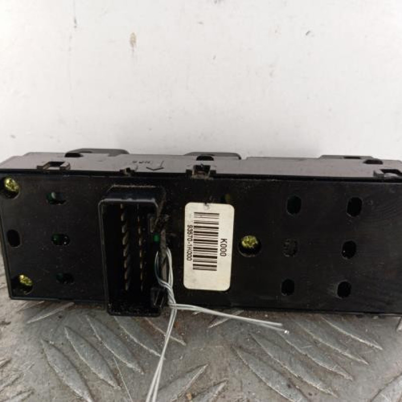 Interrupteur de leve vitre avant gauche HYUNDAI IX 20