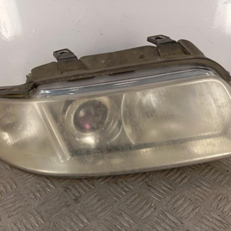 Optique avant principal droit (feux)(phare) AUDI A4 1