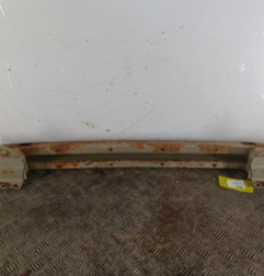 Renfort pare choc arriere (traverse) TOYOTA COROLLA VERSO 2