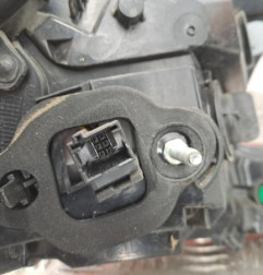 Feu arriere principal gauche (feux) PEUGEOT 308 2 Photo n°4