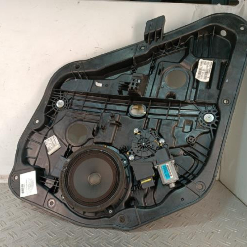 Leve vitre electrique arriere gauche KIA CEE-D 2 SPORT WAGON