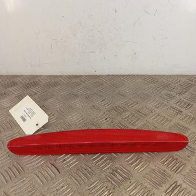 Feu arriere stop central RENAULT MEGANE 2