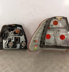 Feu arriere principal droit (feux) BMW SERIE 3 E46 Photo n°4