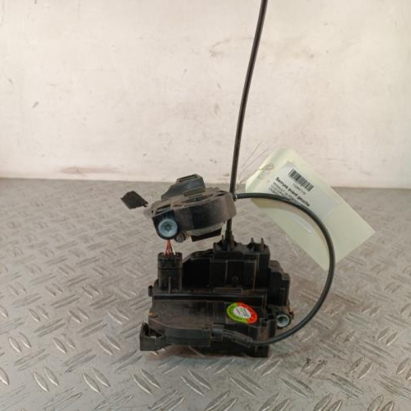 Serrure avant gauche RENAULT CLIO 3