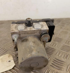 Bloc ABS (freins anti-blocage) RENAULT TRAFIC 2 Photo n°4